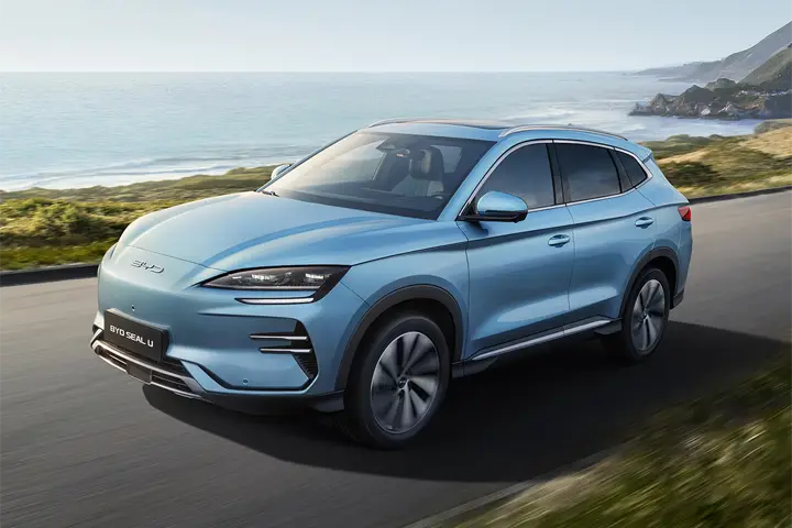 2025 BYD Seal U Comfort front view – electric SUV design