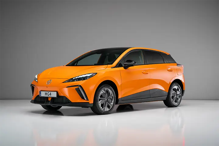 Featured image of the MG4 Electric 2023 Long Range model, five-door EV on MSP platform with 435 hp XPower AWD and 51–77 kWh battery options.